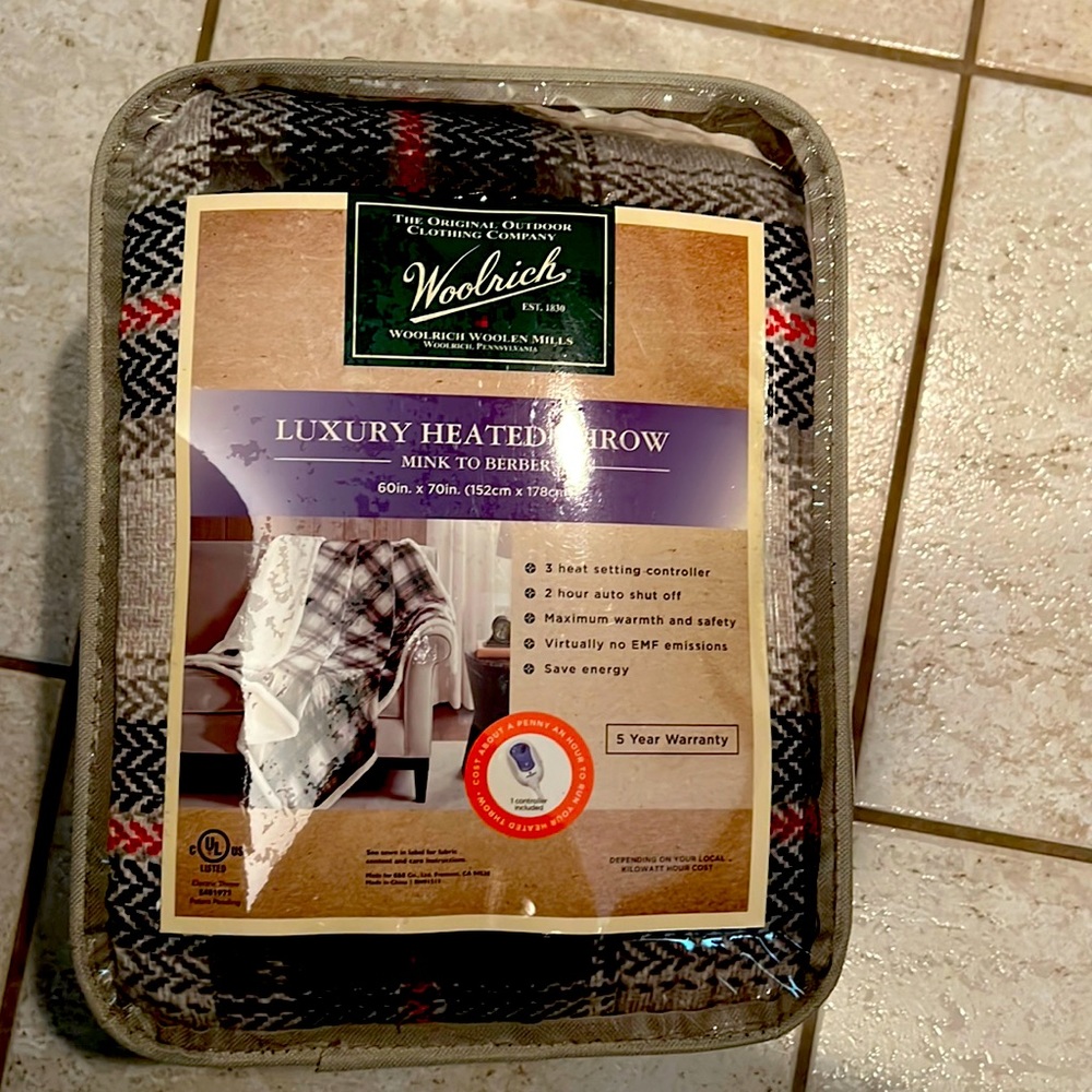 Woolrich Luxury Heated Throw